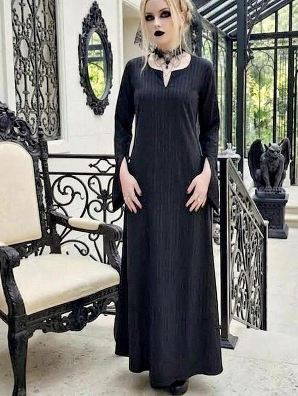 Black Lightweight Gothic Whimsigoth Renaissance Split Sleeve Maxi Dress Size L